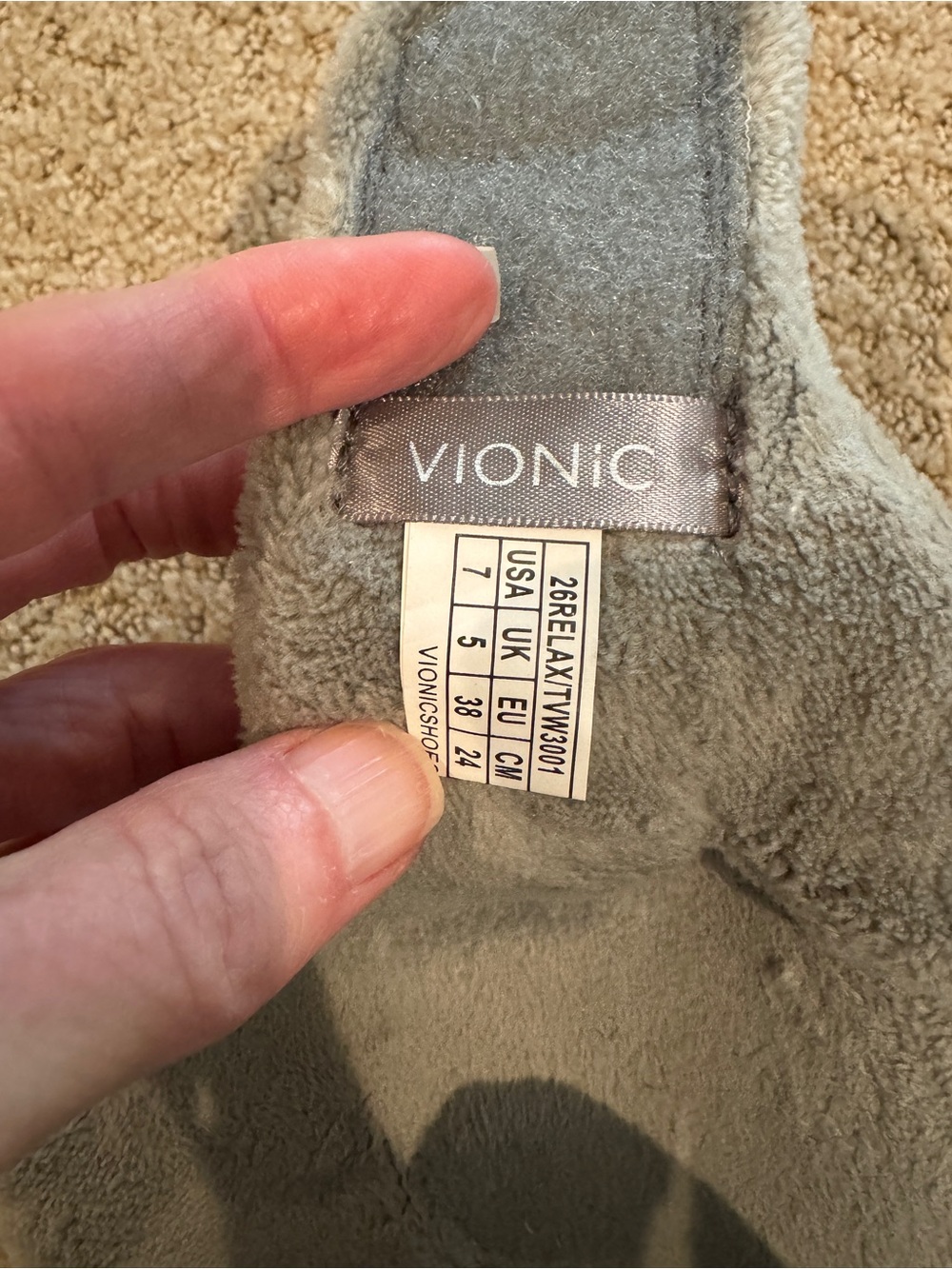 Vionic Relax orthodic comfort shoe Slippers in Light Gray - Picture 3 of 7